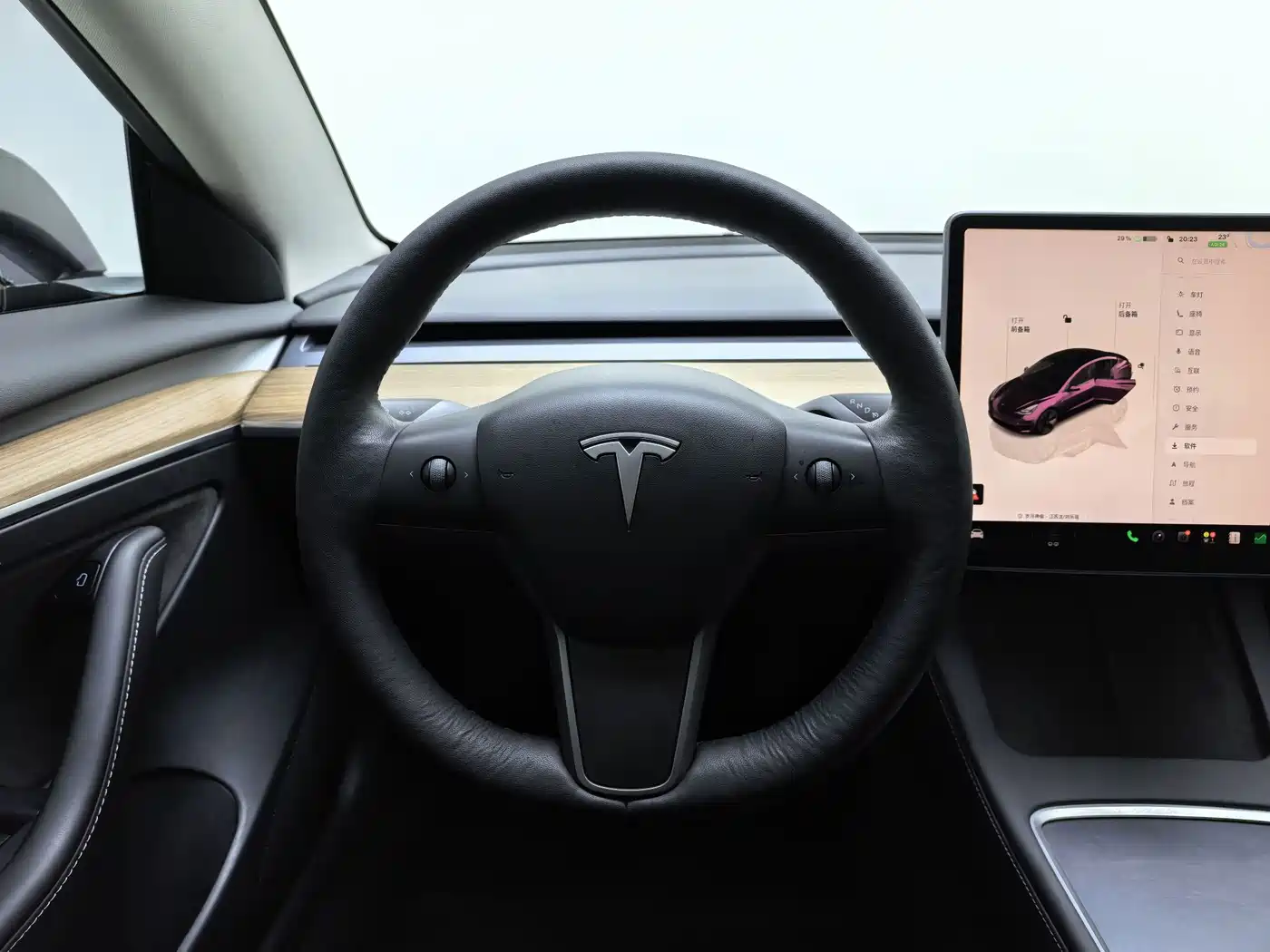 Фото 5 - Tesla Model 3