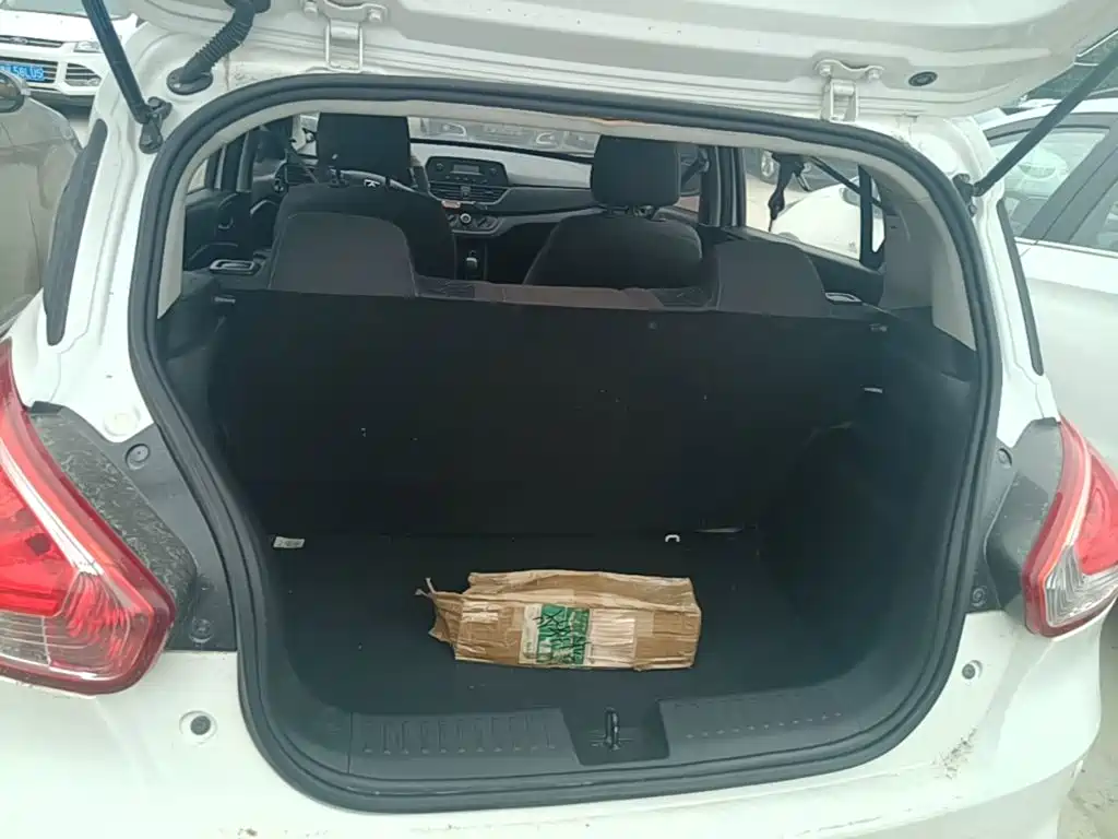 Baojun 310 2017 2016 1.2L Manual Value Edition