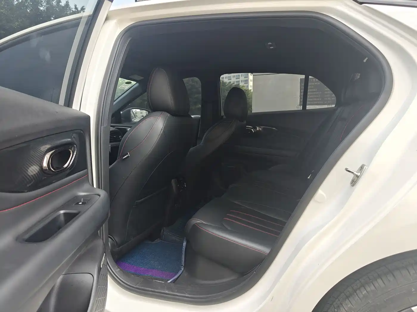 GAC Trumpchi Trumpchi Emkoo 2021 270T DCT J16 Edition фото 9