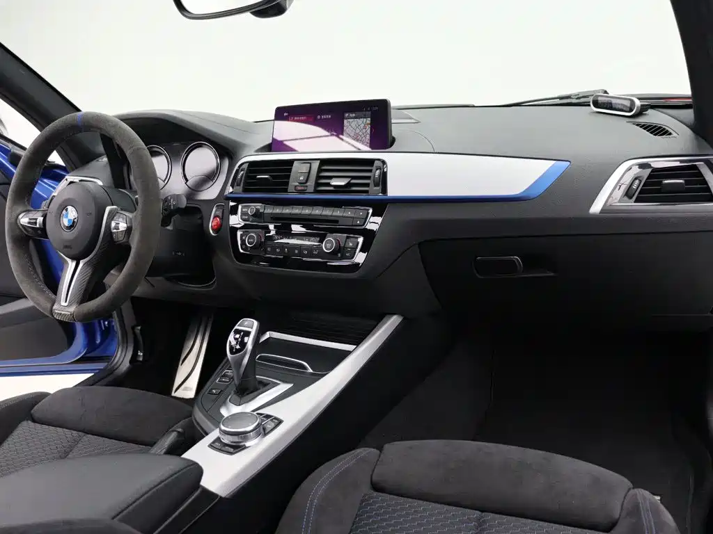 Photo 23 - BMW 1 Series (Import)