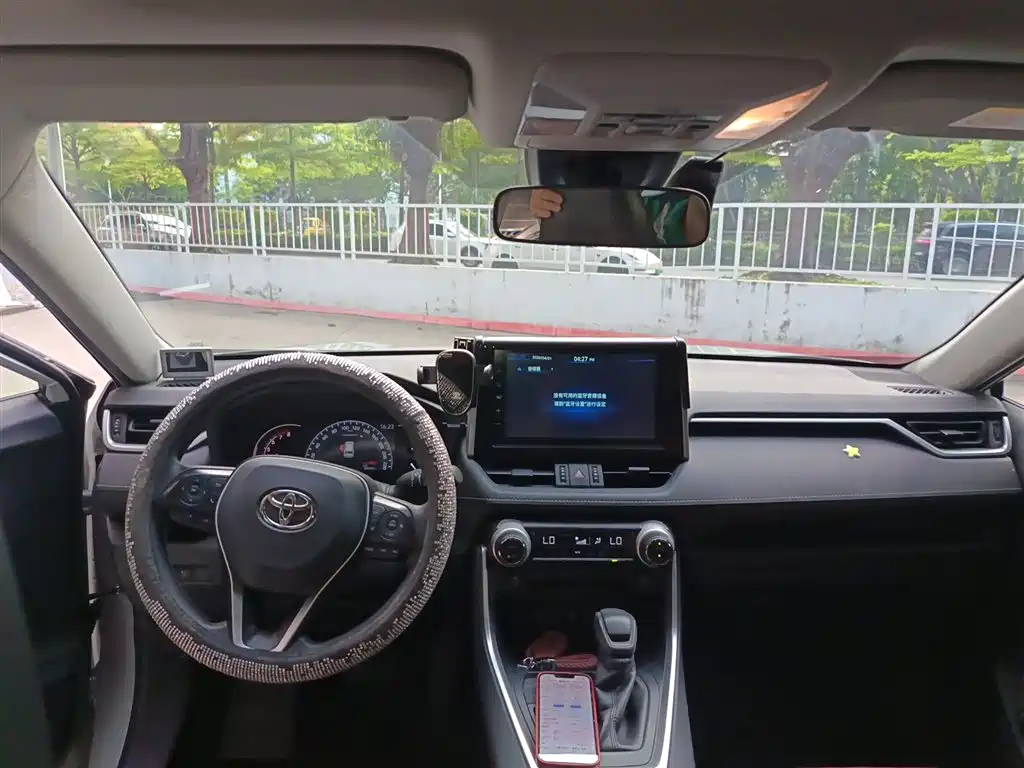 Toyota RAV4 Rongfang 2020 2.0L CVT 2WD Trend Edition фото 6