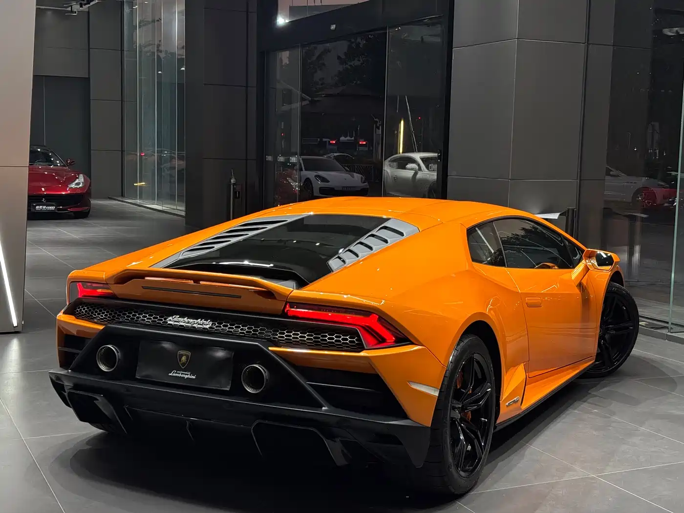 Lamborghini Huracán 2020 Huracán EVO RWD фото 4