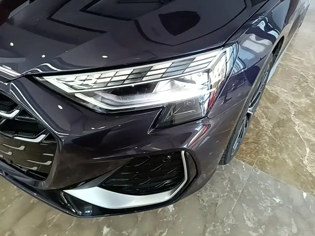 Фото 24 - Audi A3