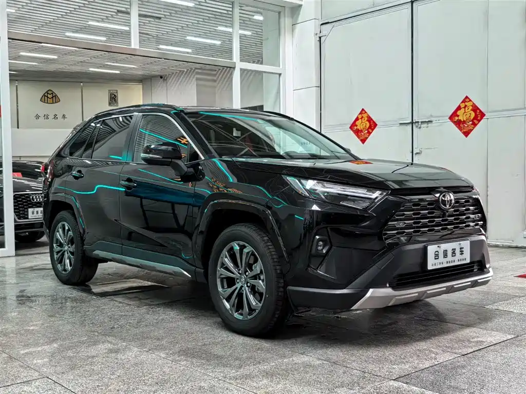 Toyota RAV4 Rongfang 2024 2.0L CVT FWD Style Plus Edition фото 3
