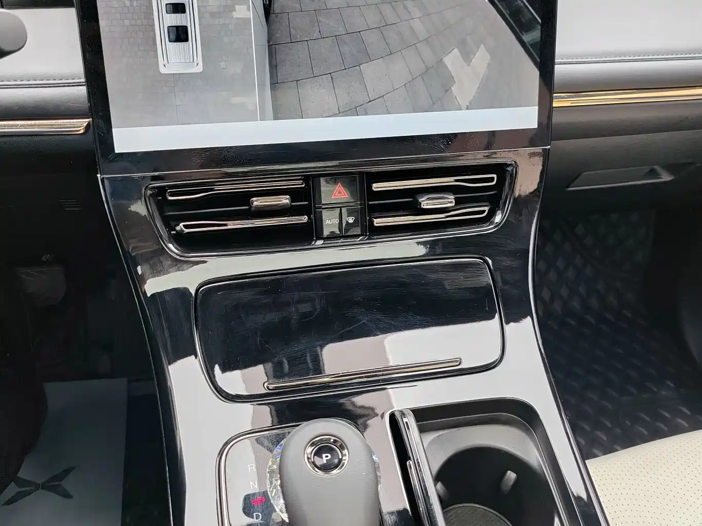 GAC Trumpchi Trumpchi M8 2023 Model Master Series 400T Flagship Edition фото 13