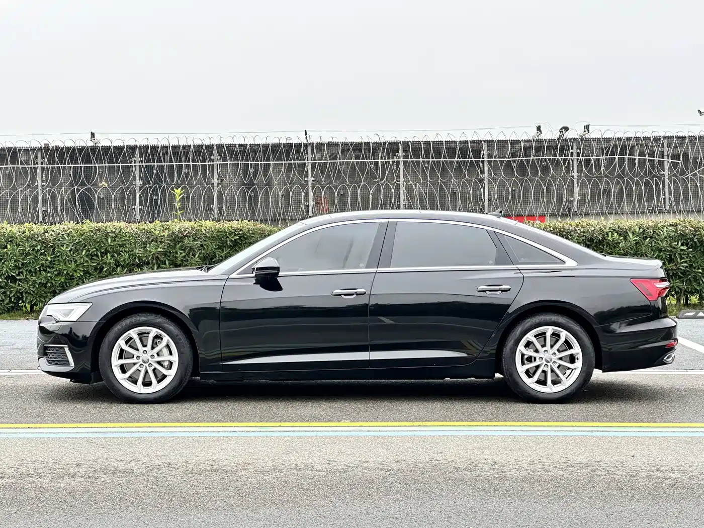 Audi A6L 2019 40 TFSI Luxury Elegance фото 4