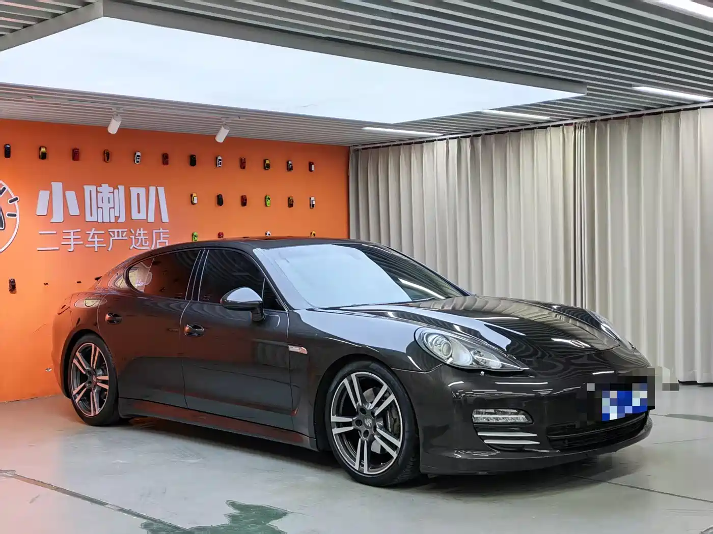 Porsche Panamera 2010 Panamera 4 3.6L фото 3