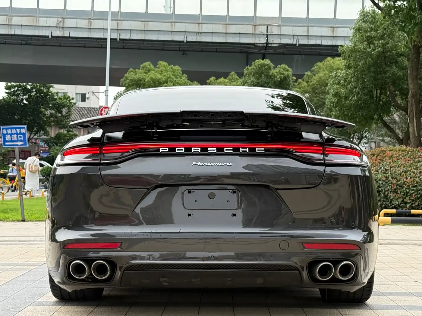 Porsche Panamera 2016 Panamera 4 Executive Edition 3.0T фото 5