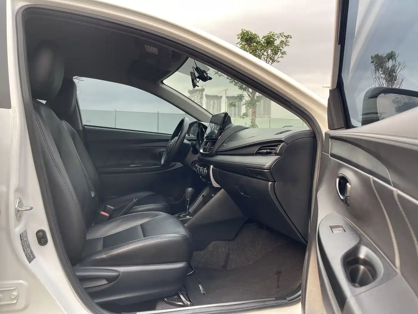 Toyota YARiS L Zhi Xuan 2020 1.5L CVT Leading Edition фото 12