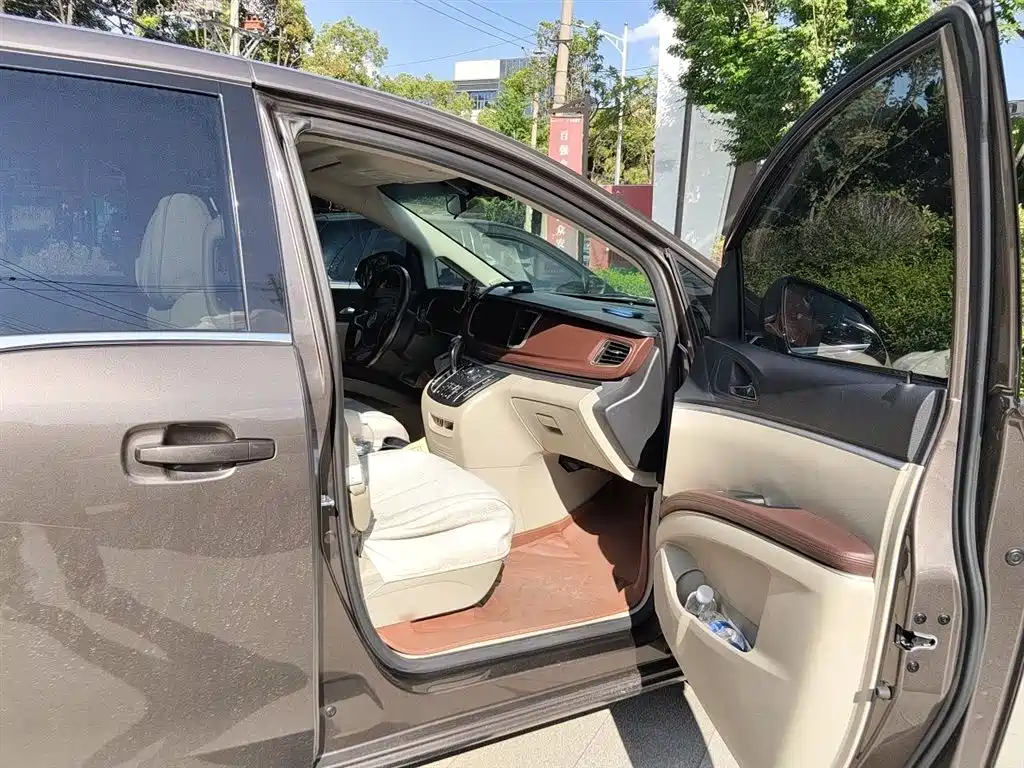 Buick GL8 2017 25S Comfort China V фото 20