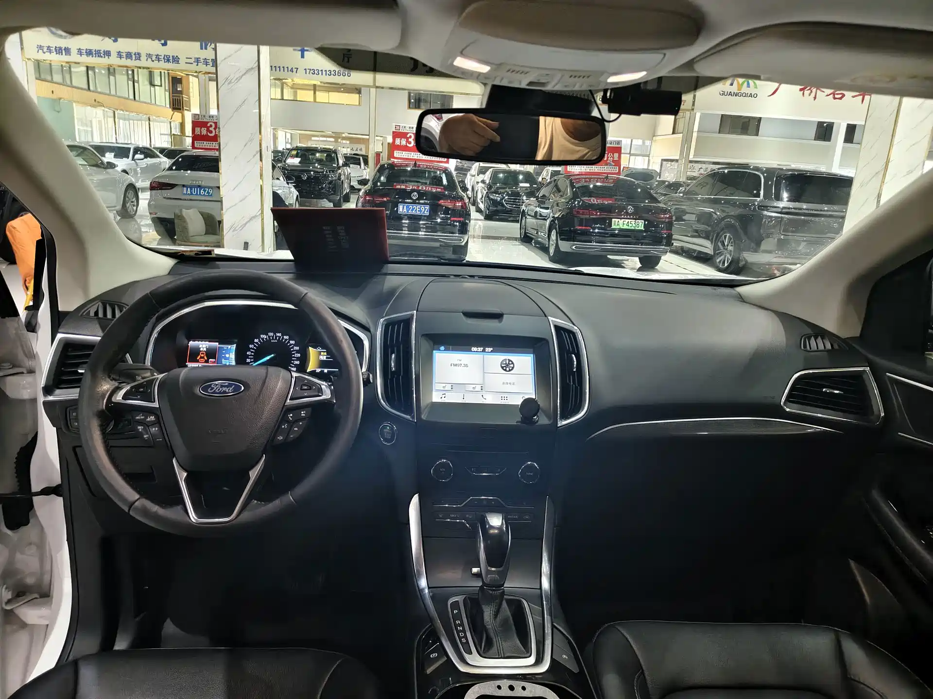 Фото 6 - Ford Edge