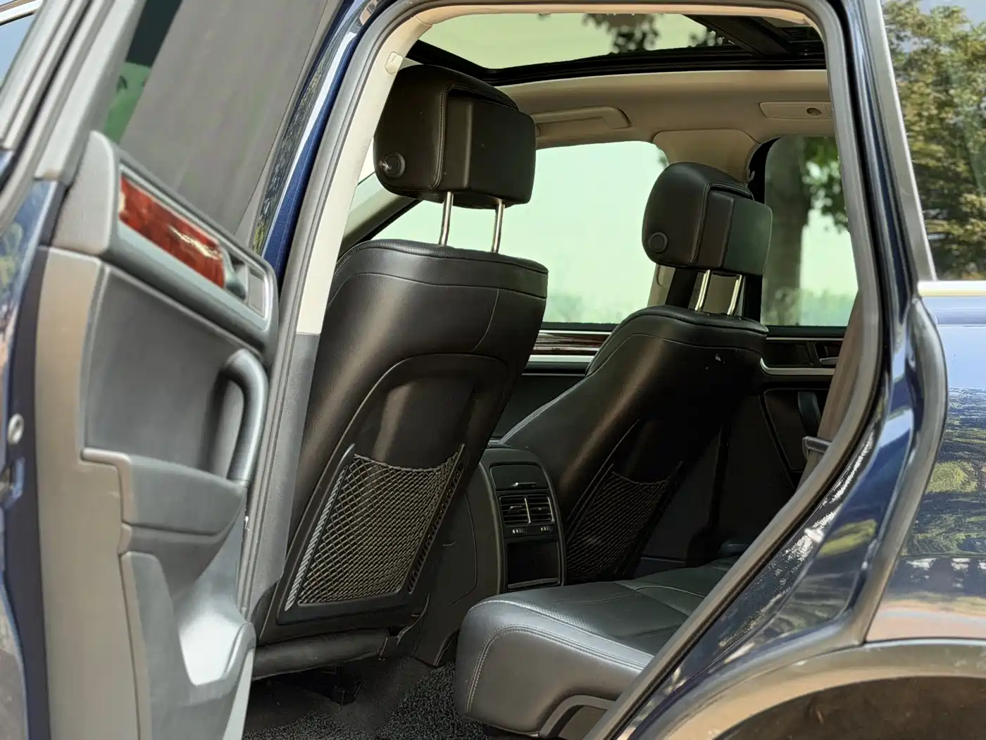 Volkswagen Touareg 2011 3.0TSI Comfort фото 11