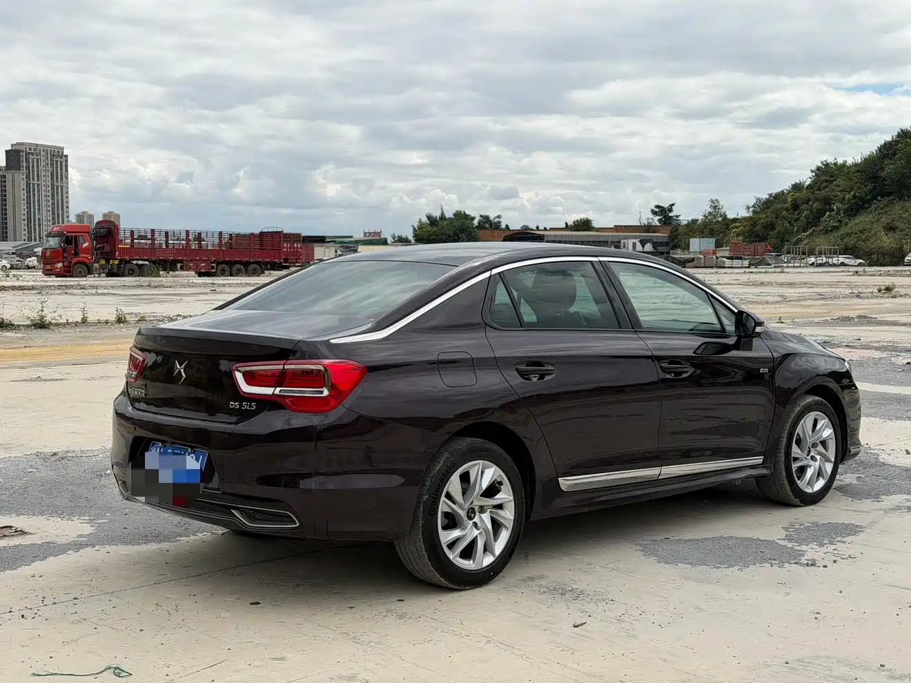 Photo 6 - DS 5LS