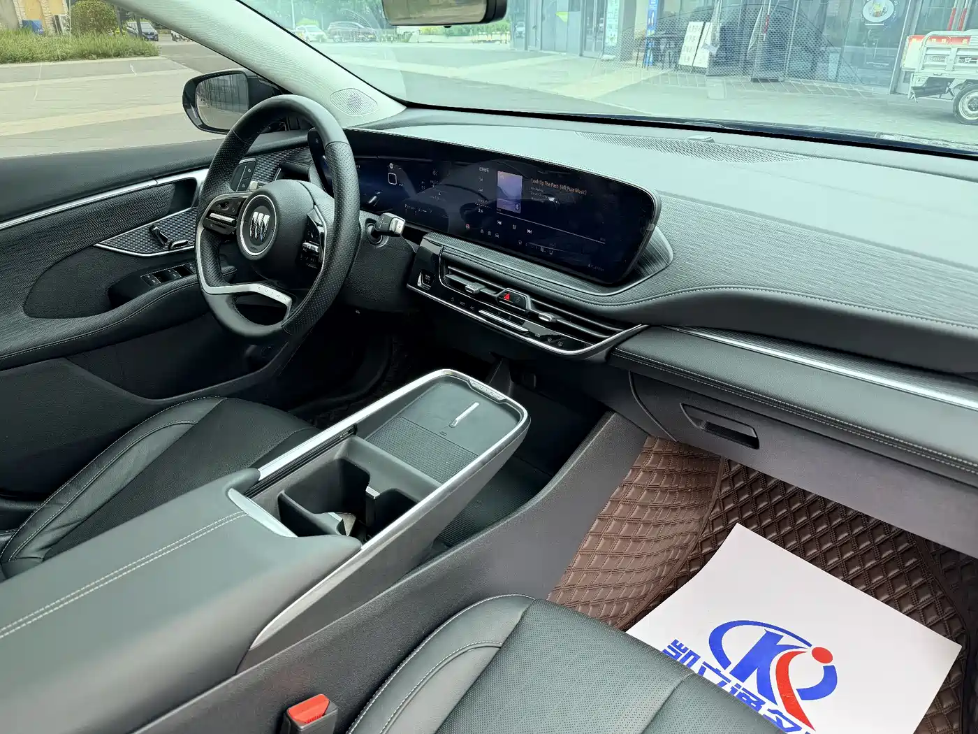 Buick LaCrosse 2023 28T Premium Edition фото 13