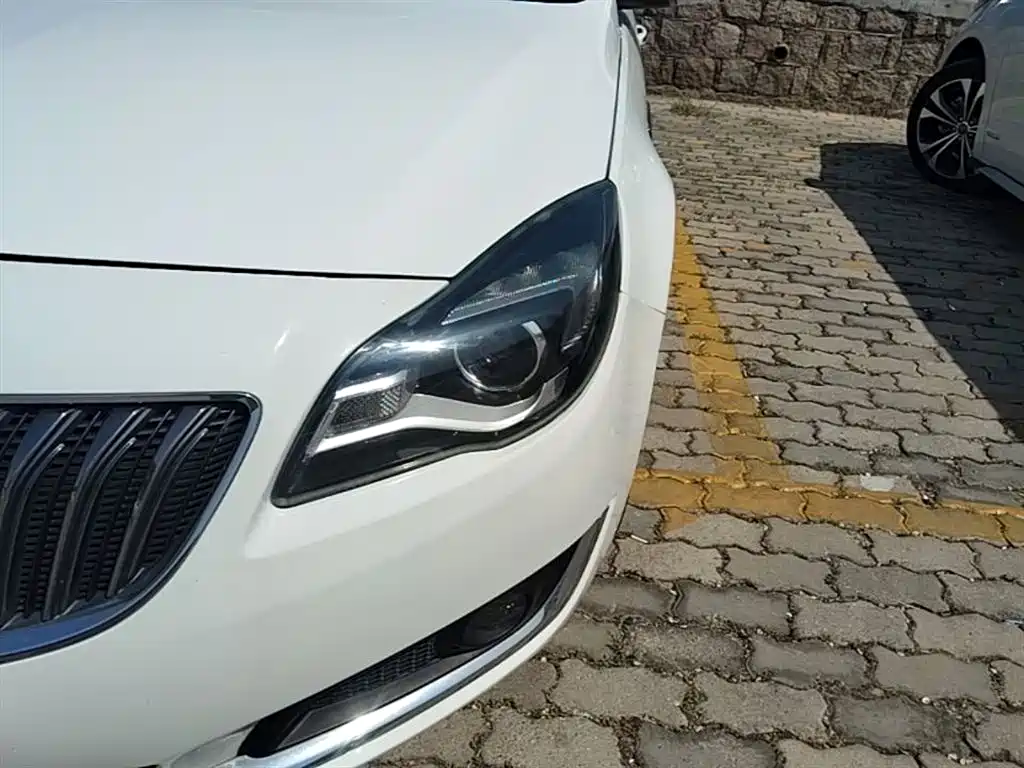 Buick Regal 2014 2.0L Elite Fashion Type фото 24