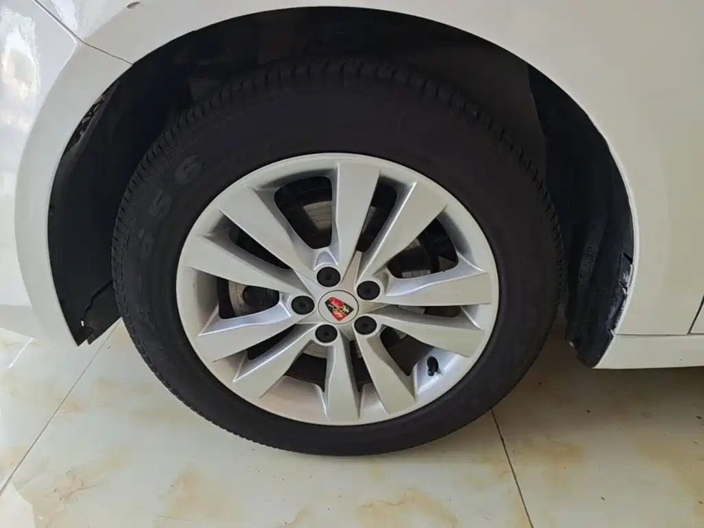 Roewe 360 2018 2018 PLUS 1.5L Automatic Exclusive Edition