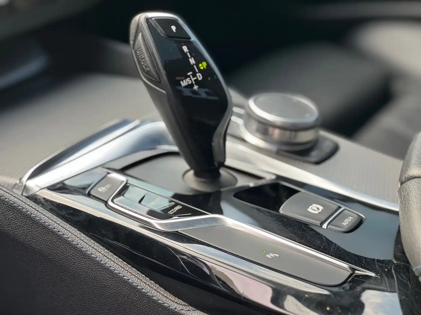 BMW 5 Series (Import) 2018 525i M Sport Package фото 11
