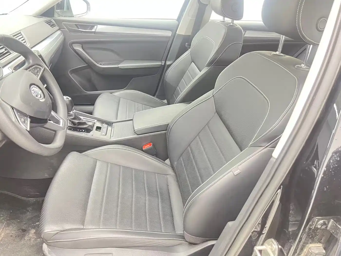 Škoda Superb 2024 TSI280 DSG Premium Edition фото 10