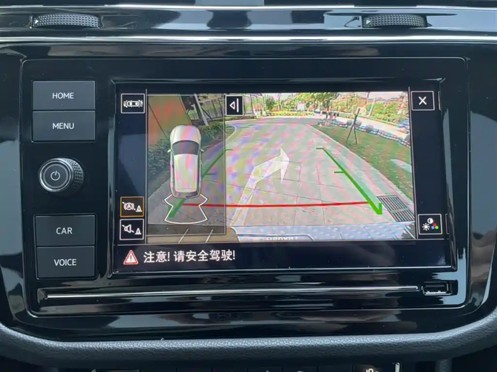 Volkswagen Tiguan L 2019 330TSI Automatic 2WD Panorama Comfort Edition China VI фото 7