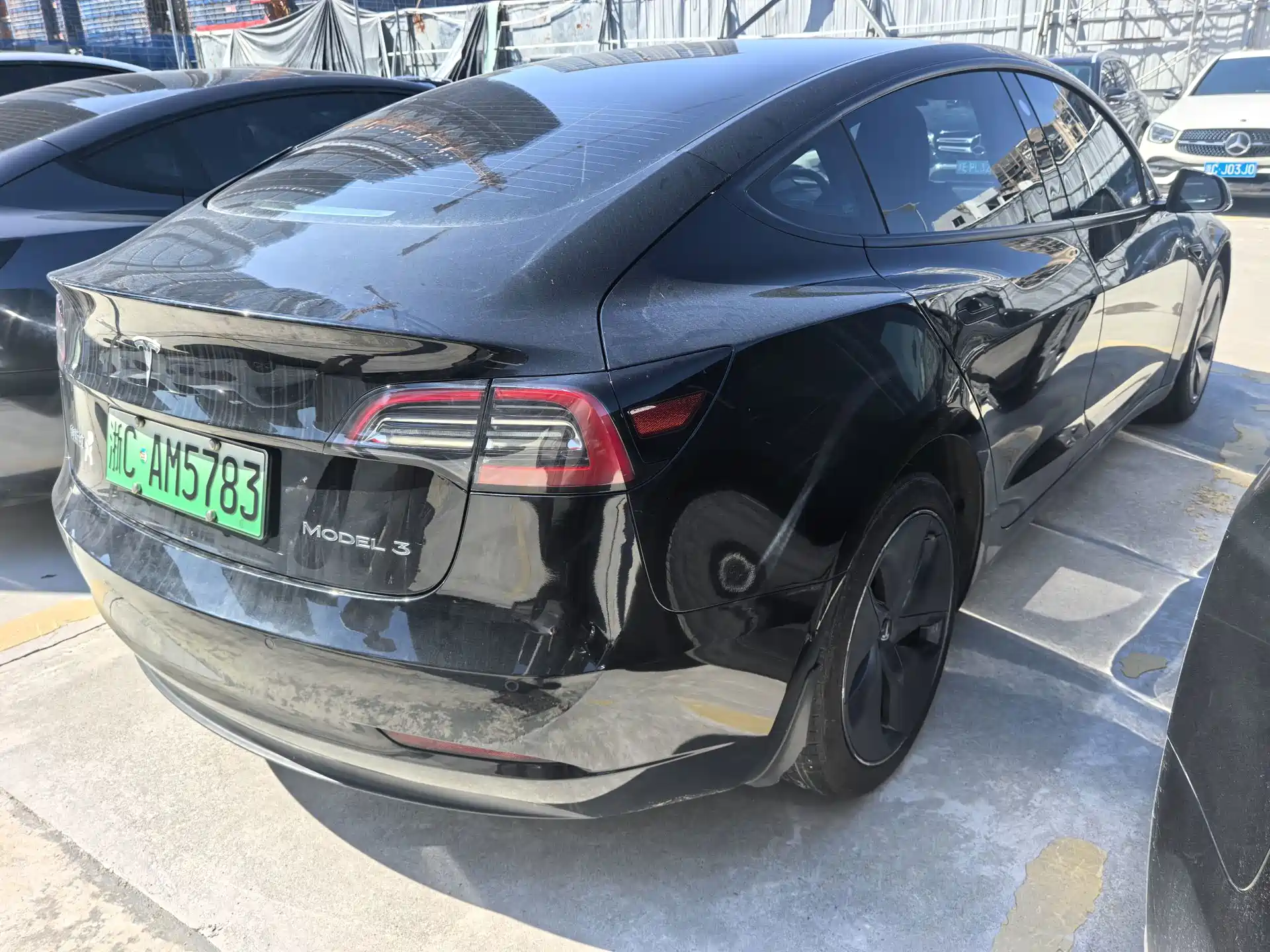 Photo 17 - Tesla Model 3