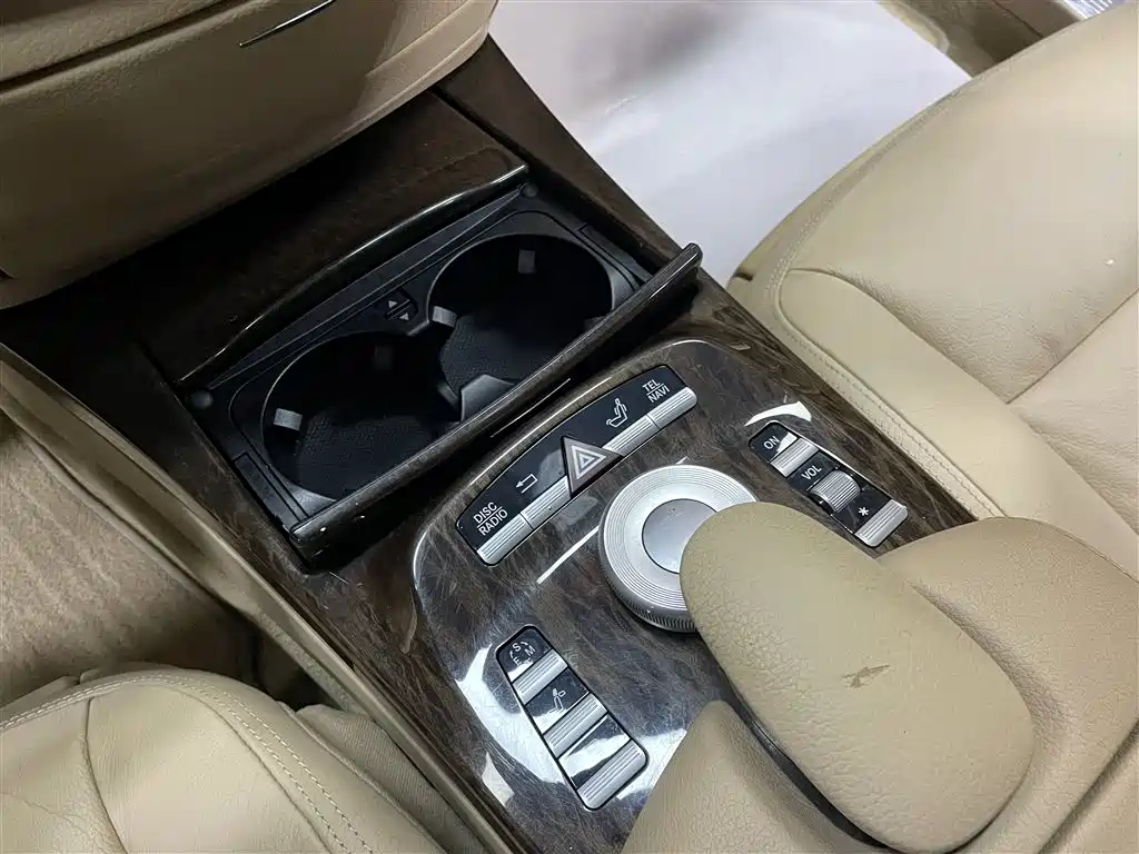 Mercedes-Benz S-Class 2012 S 300 L Premium Grand Edition фото 13