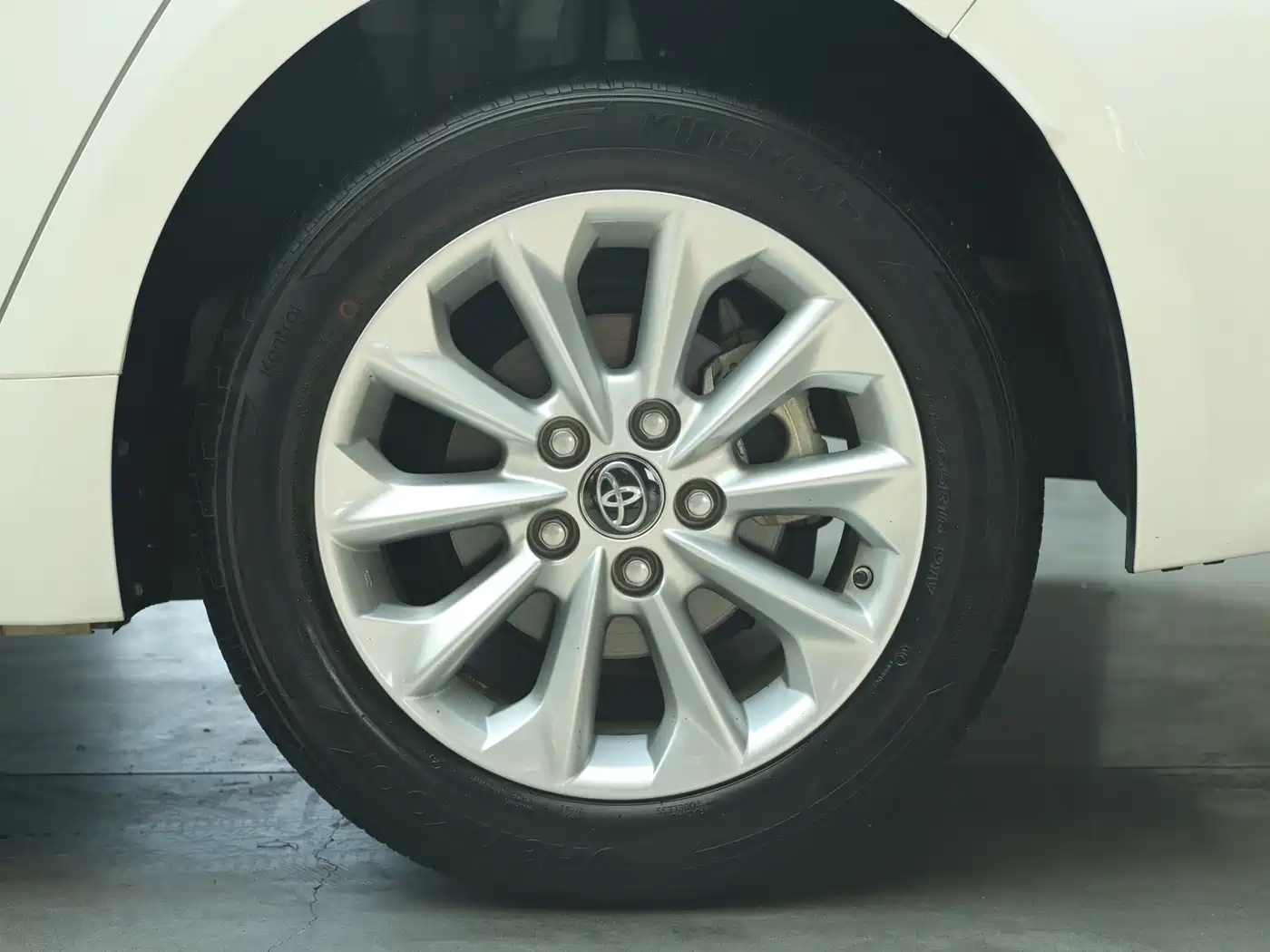 Toyota Corolla 2021 1.2T S-CVT Elite PLUS Edition фото 19