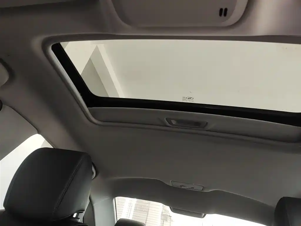 Buick Excelle 2019 18T Automatic Connected Elite (China V) фото 18