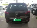 صورة 6 - Volkswagen Tiguan