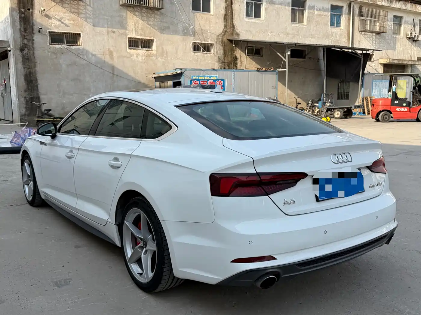Audi A5 (Import) 2017 Sportback 40 TFSI Fashion фото 6