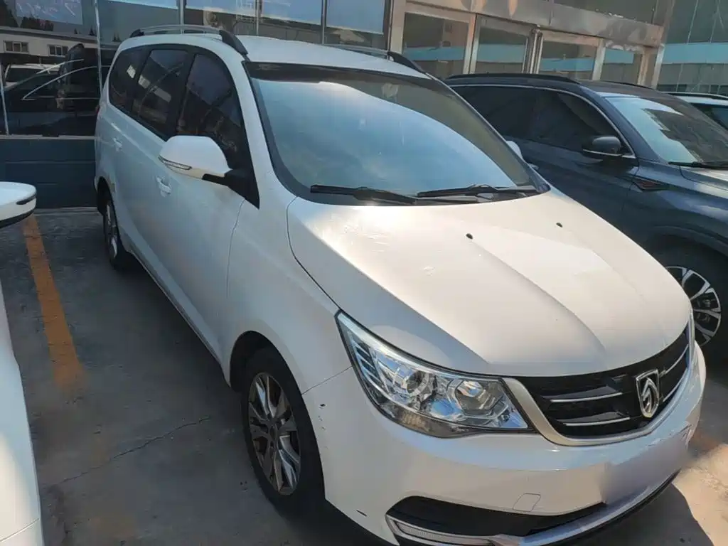Baojun 730 2019 2019 1.5L Manual Value Edition 7-Seater China VI