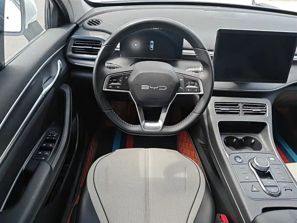 BYD Destroyer 05 2024 Glory Edition DM-i 55KM Luxury фото 7