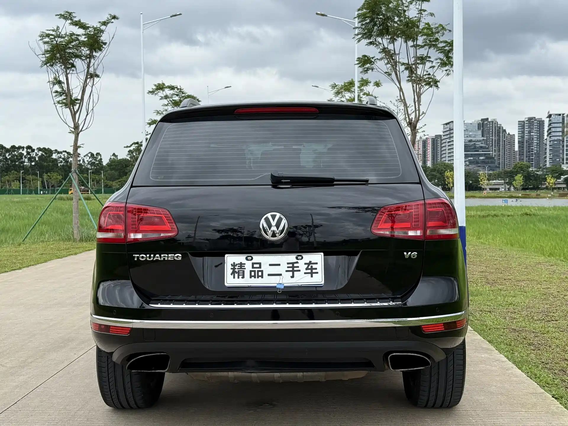 Фото 7 - Volkswagen Touareg