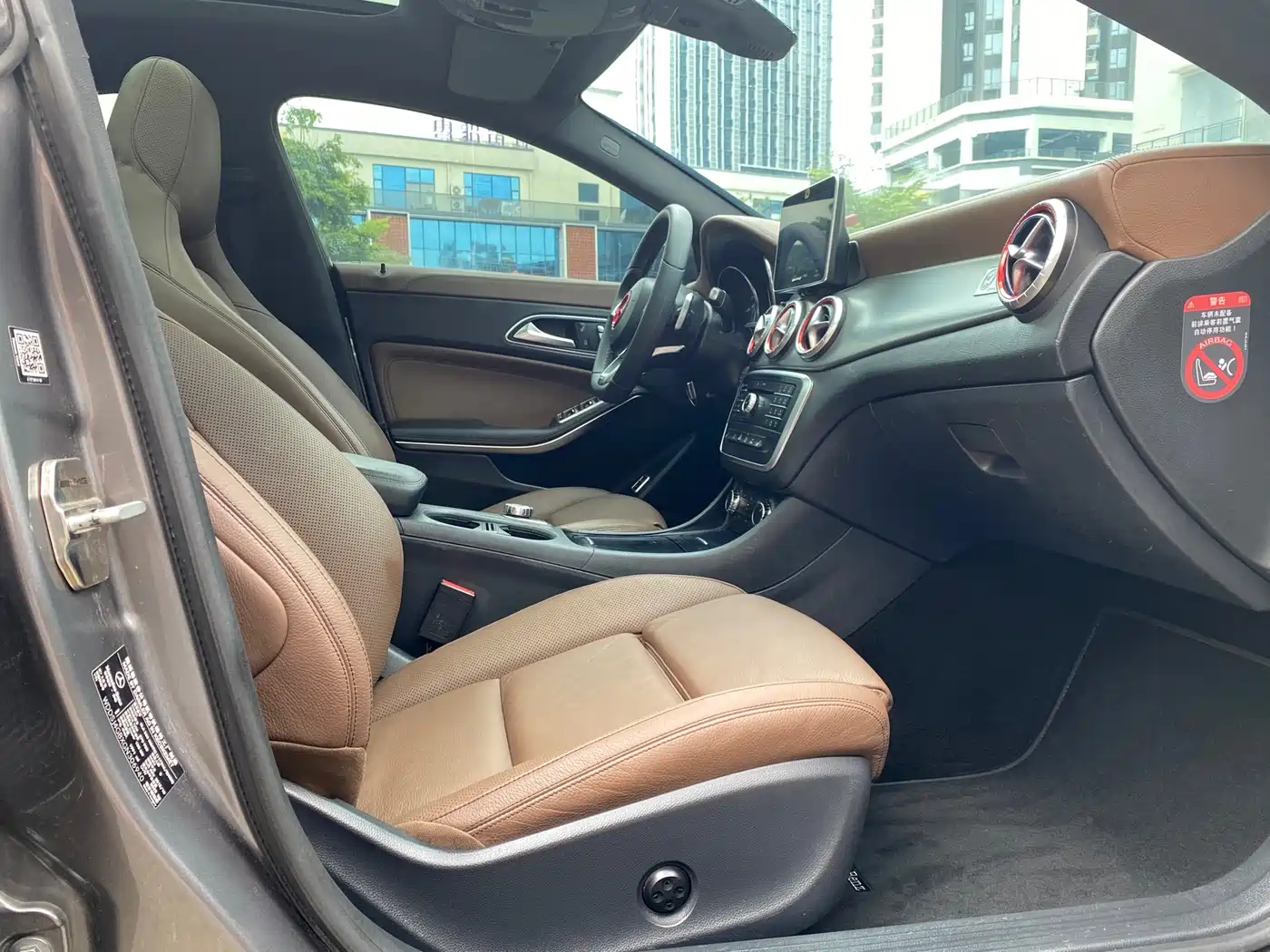 Mercedes-Benz CLA (Import) 2016 Facelift CLA 260 4MATIC фото 11