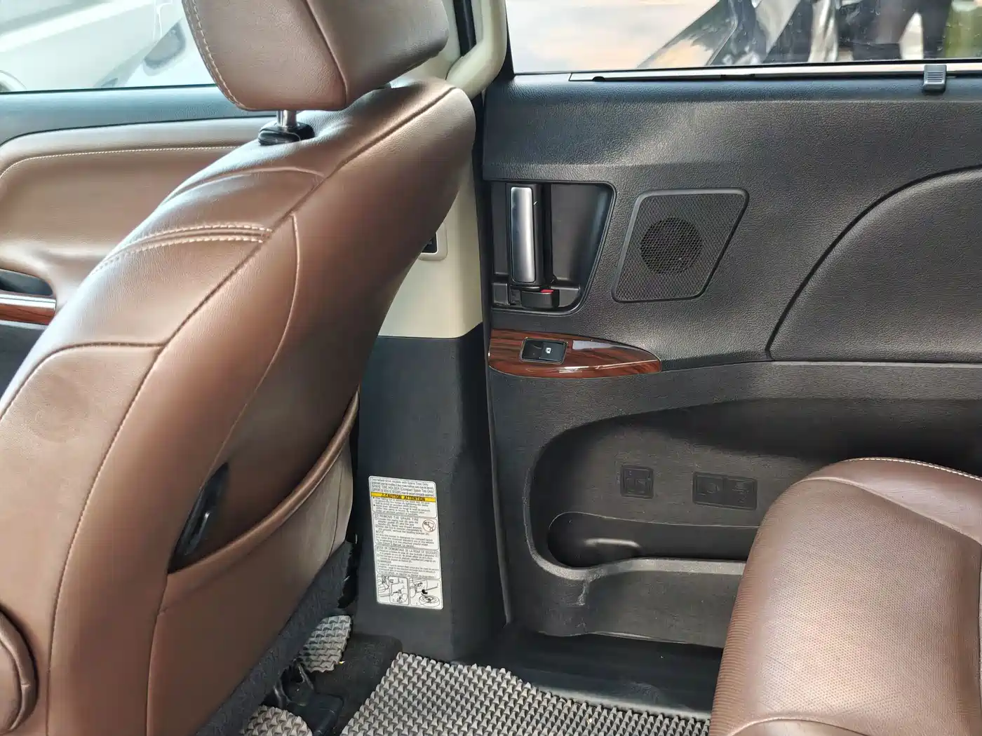 Toyota Sienna 2017 2015 3.5L 4WD L