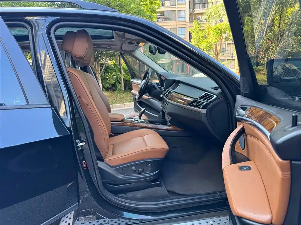 BMW X5 (Import) 2009 xDrive30i Luxury фото 13