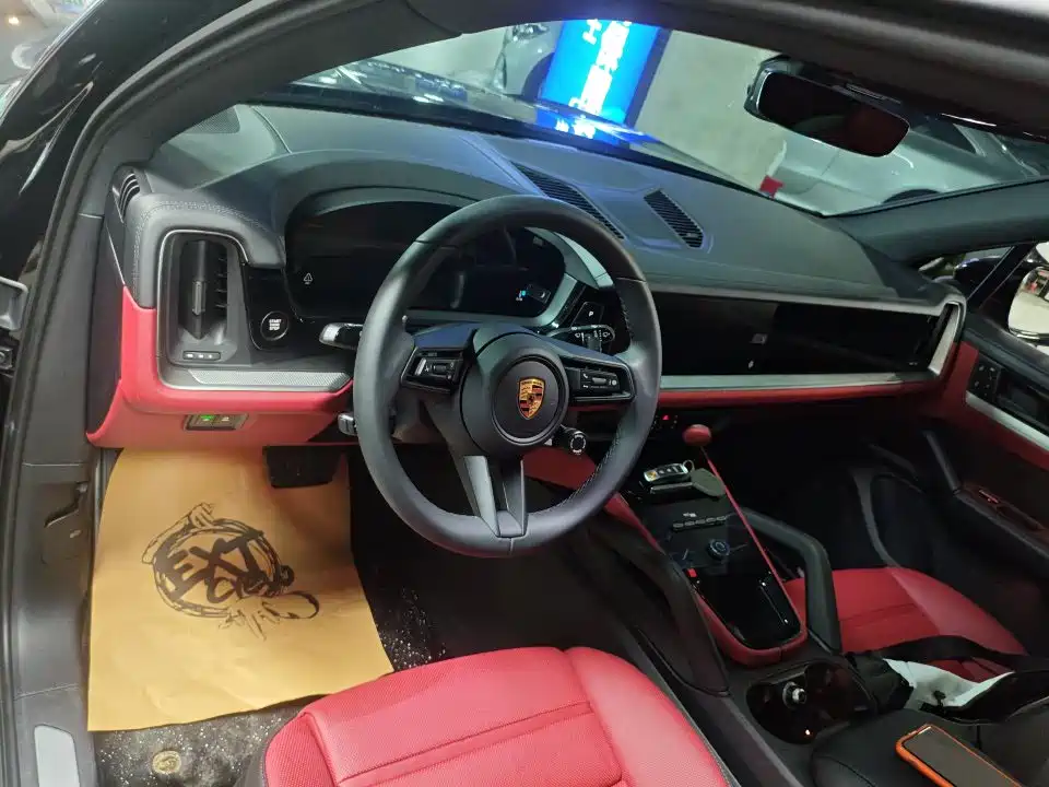 Porsche Cayenne 2025 Cayenne 3.0T Dream Chaser Edition фото 6