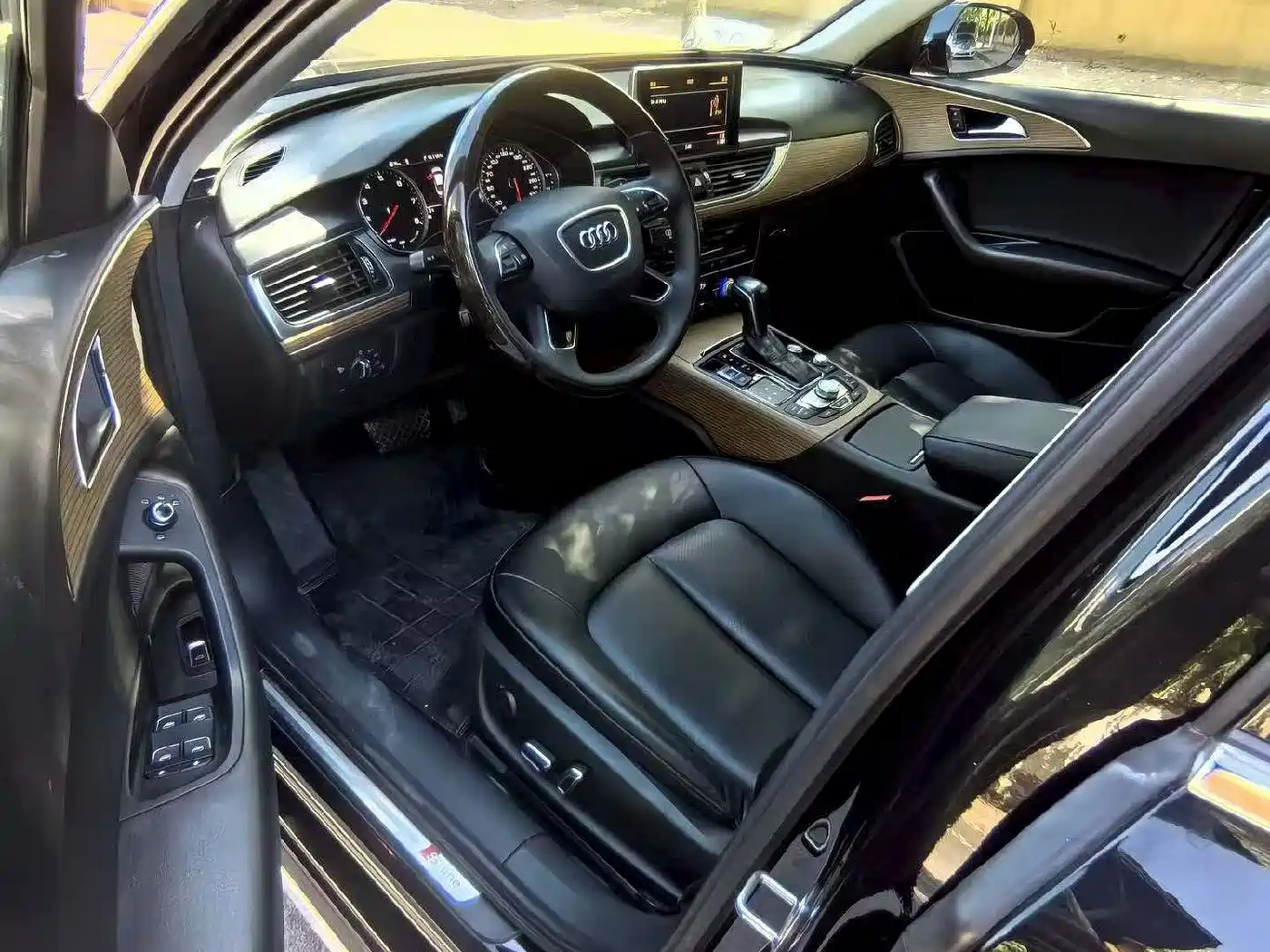 Audi A6L 2018 30th Anniversary 35 TFSI Fashion фото 7