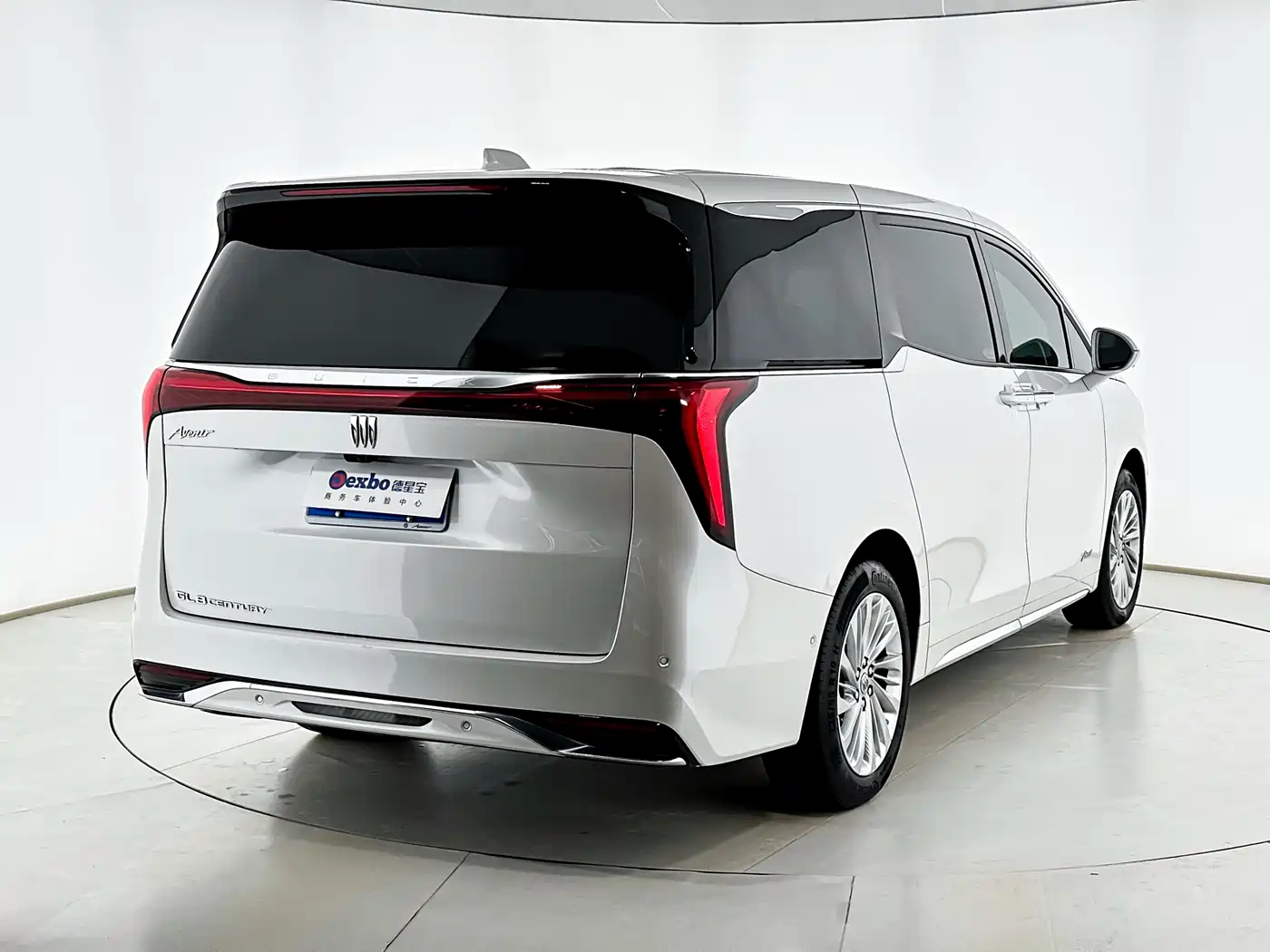 Buick Century 2023 2.0T 6-Seat World Edition фото 3