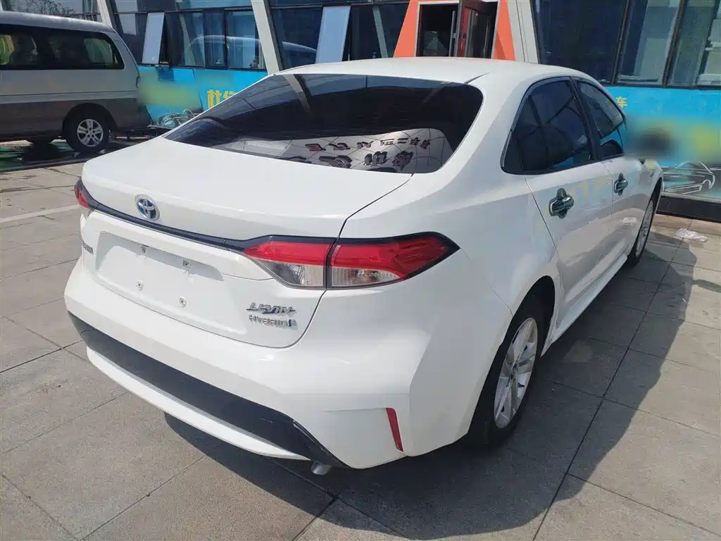 Toyota Levin 2022 Dual Engine 1.8H E-CVT Luxury Edition фото 5