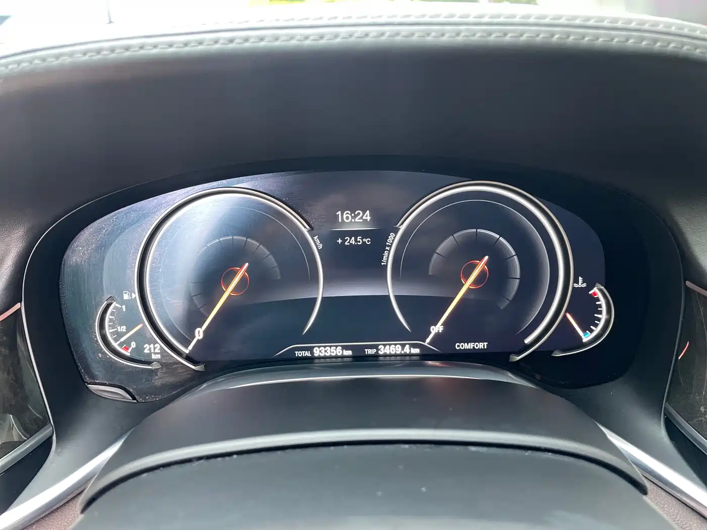 BMW 7 Series 2016 740Li Leading Edition фото 9