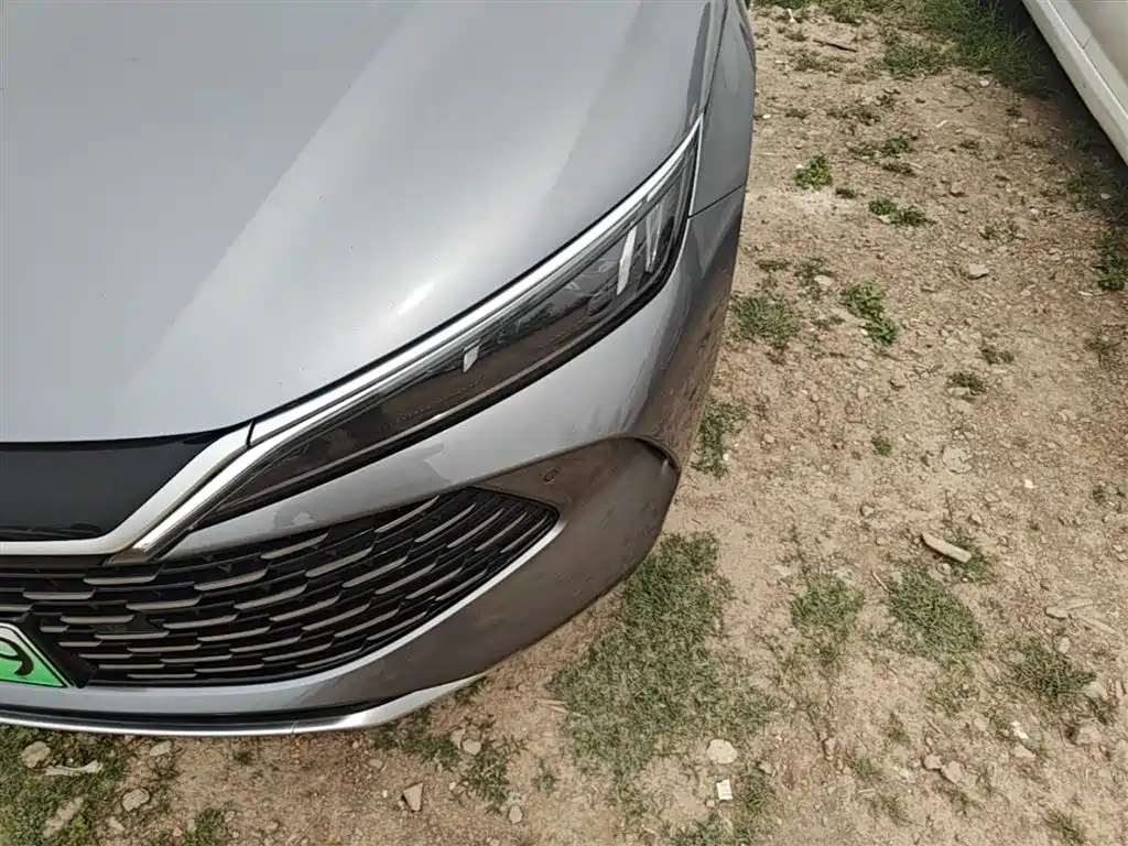 BYD Qin L 2025 DM-i Smart Drive Edition 80KM Leading фото 24
