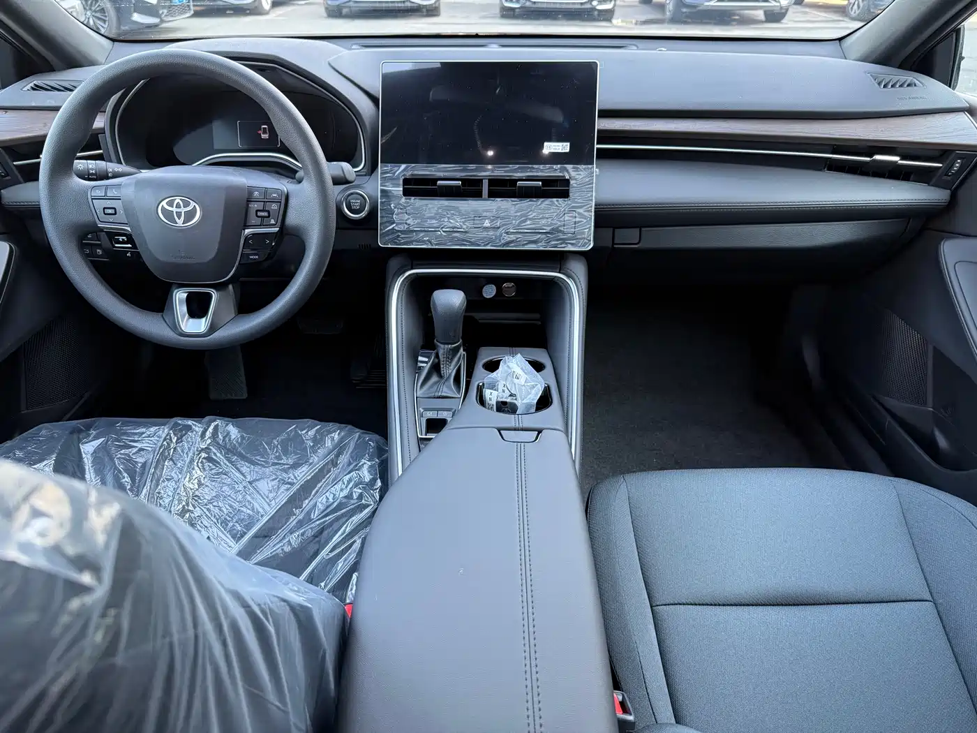 Toyota Avalon 2024 Model 2.0L Progressive Edition фото 9