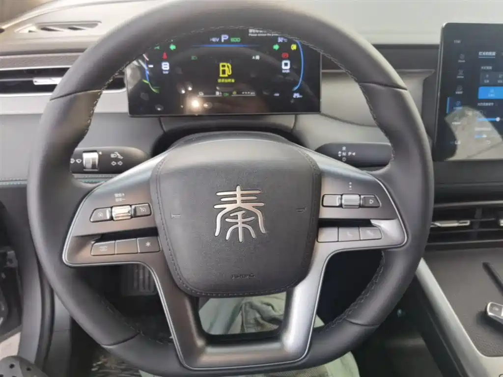 BYD Qin PLUS 2026 DM-i Smart Edition 128KM Progressive фото 11