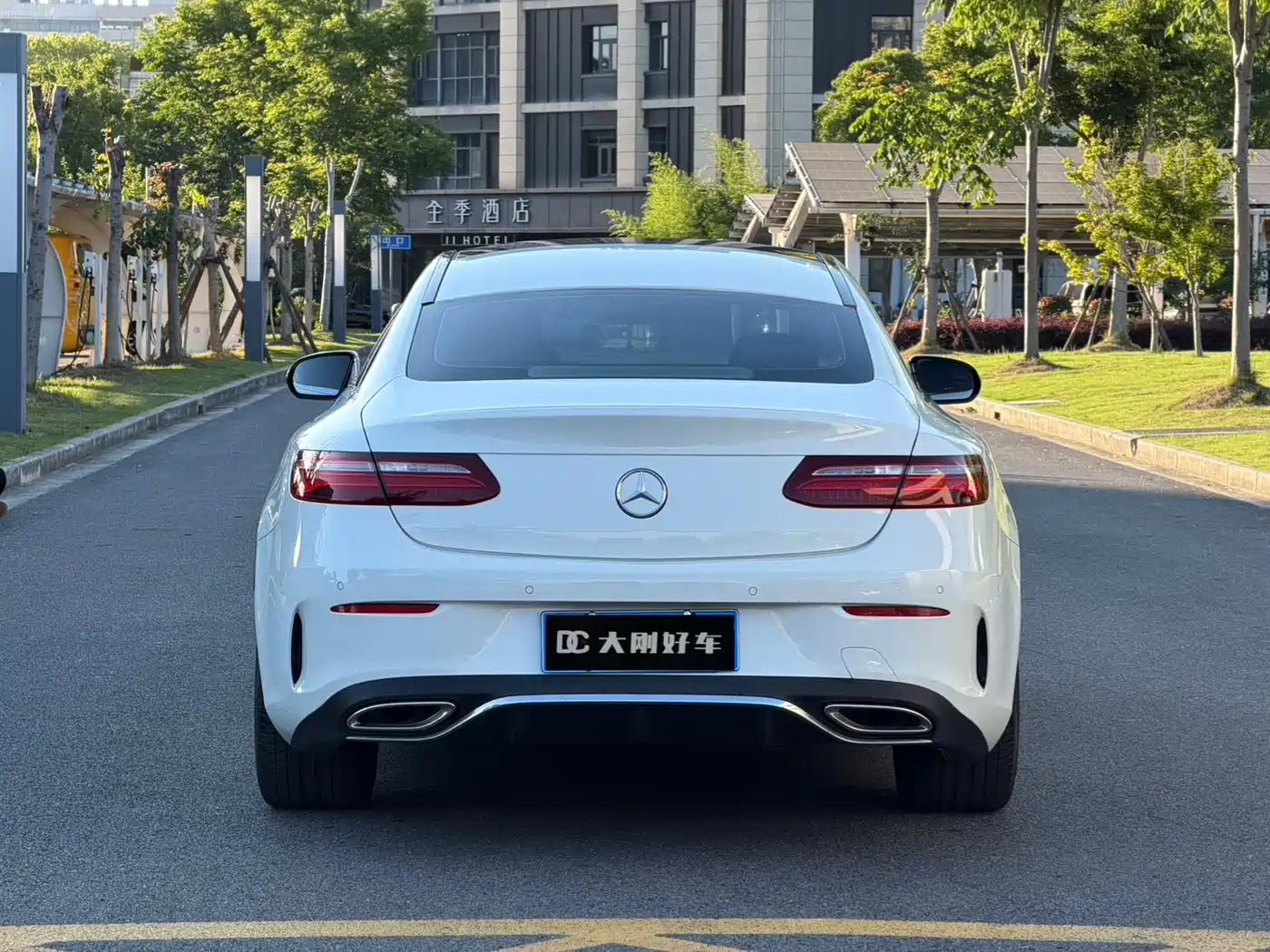 Mercedes-Benz E-Class (Import) 2020 E 260 Coupe фото 5