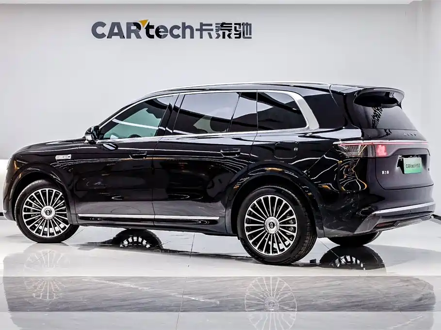 AITO Wenjie AITO M8 2025 Extended Range Ultra 53.4kWh 6-Seater фото 36