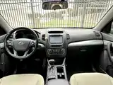 Фото 13 - Kia Sorento