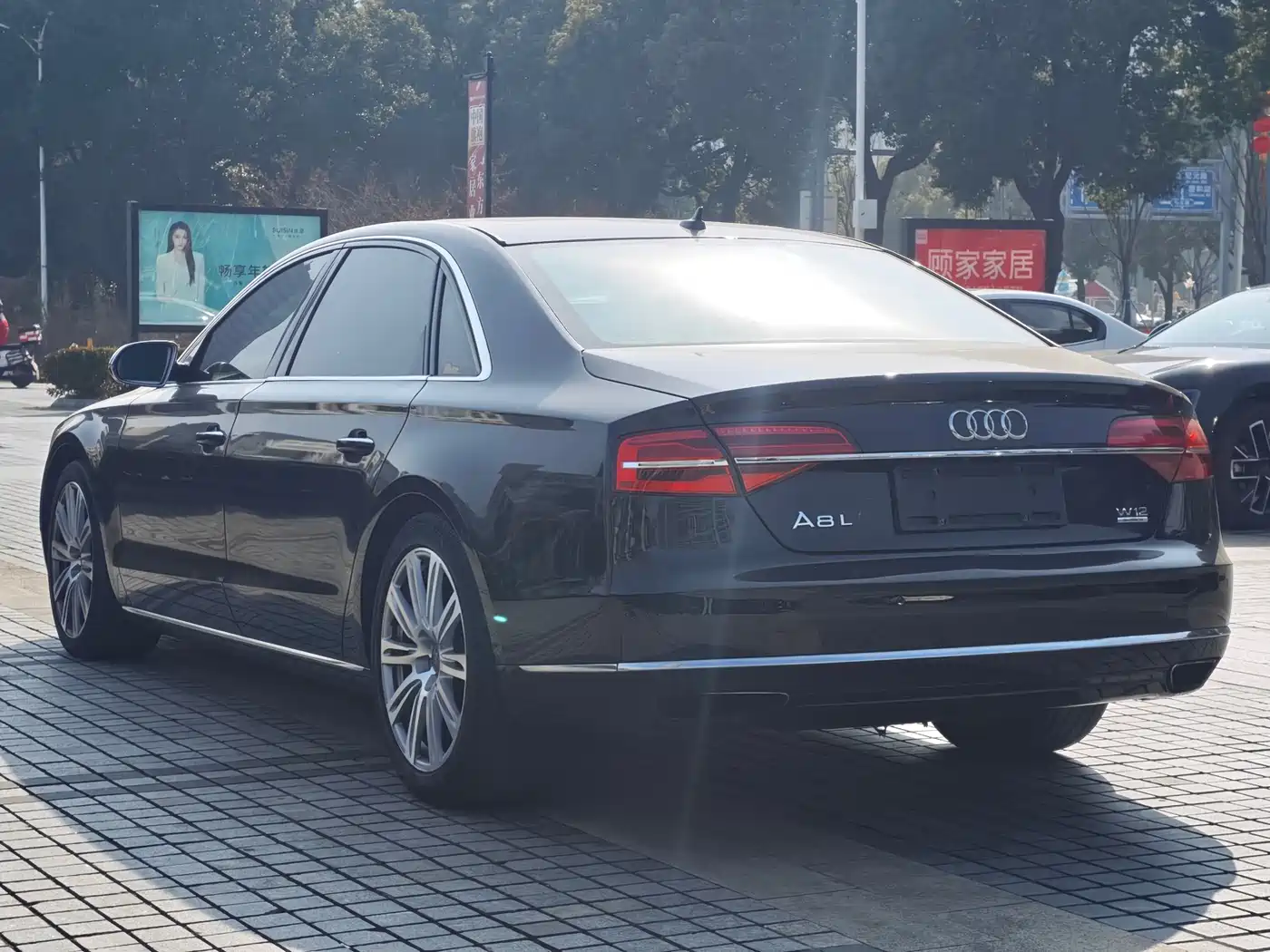 Audi A8 2014 A8L 6.3 FSI W12 quattro Flagship фото 4