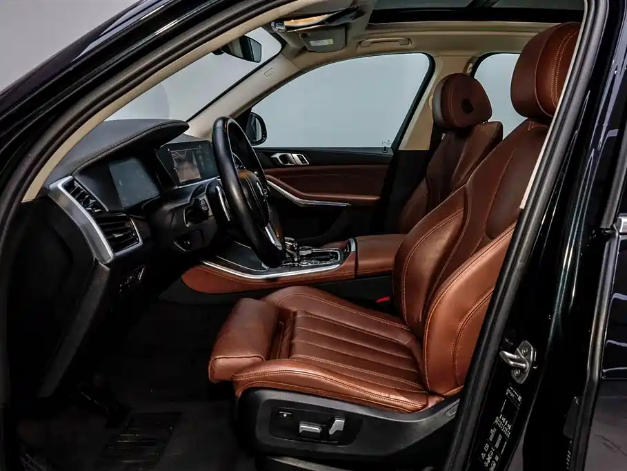BMW X5 (Import) 2020 xDrive30i M Sport Package фото 9