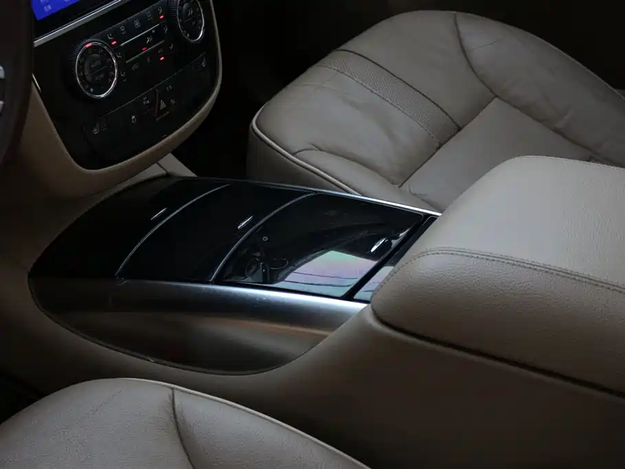 Mercedes-Benz R-Class 2014 R 320 4MATIC Luxury фото 15