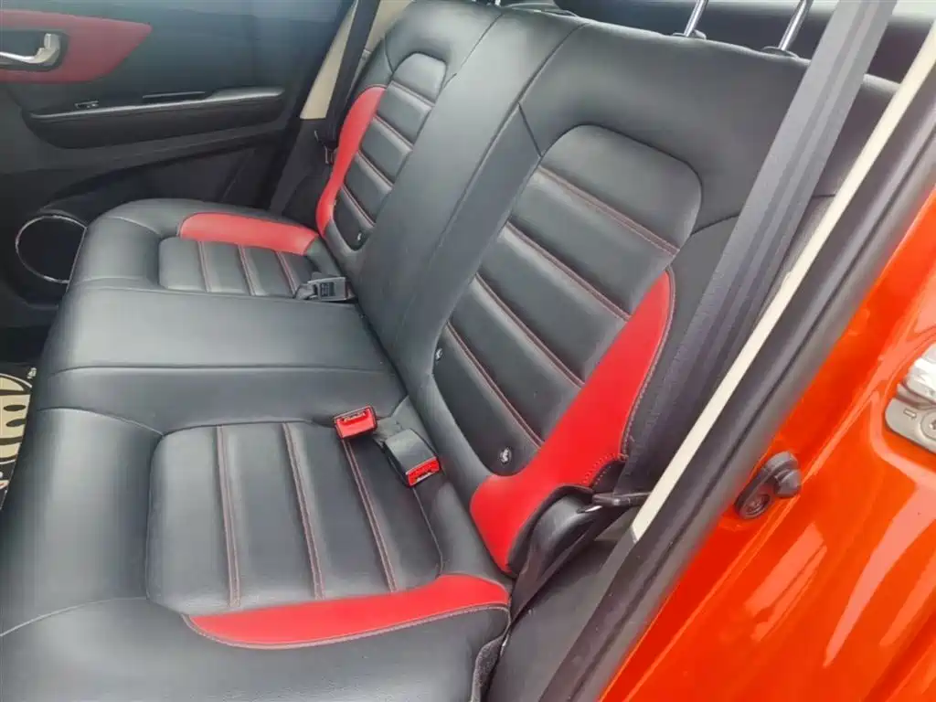Haval H1 2015 1.5L Manual Urban фото 17